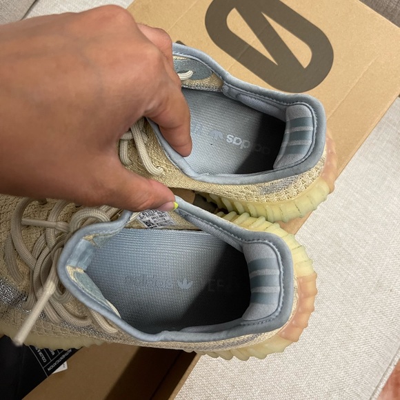 Yeezy Linens - Picture 4 of 4